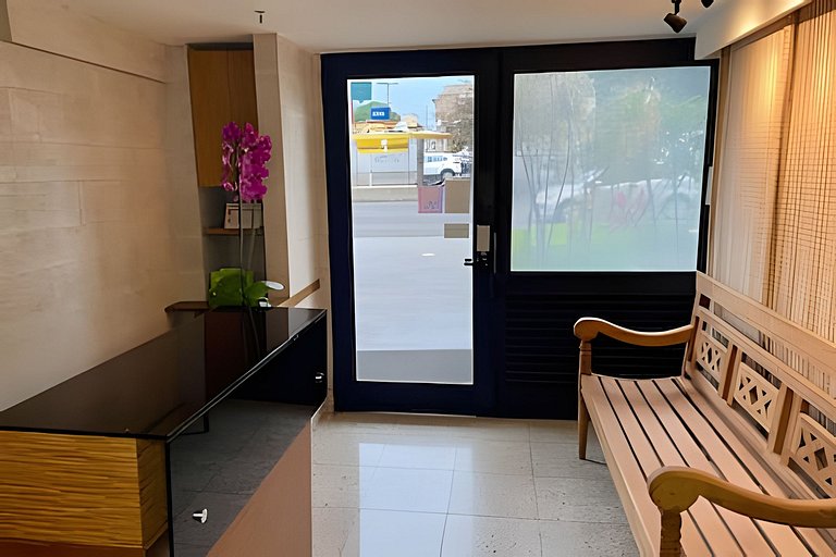 Maissuri Studio C/ Varanda na Asa Norte