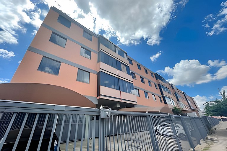 Apartamento Completo no Guará I.