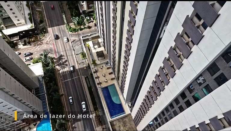 S4 Hotel • 4 hóspedes • Ar + metrô + lazer